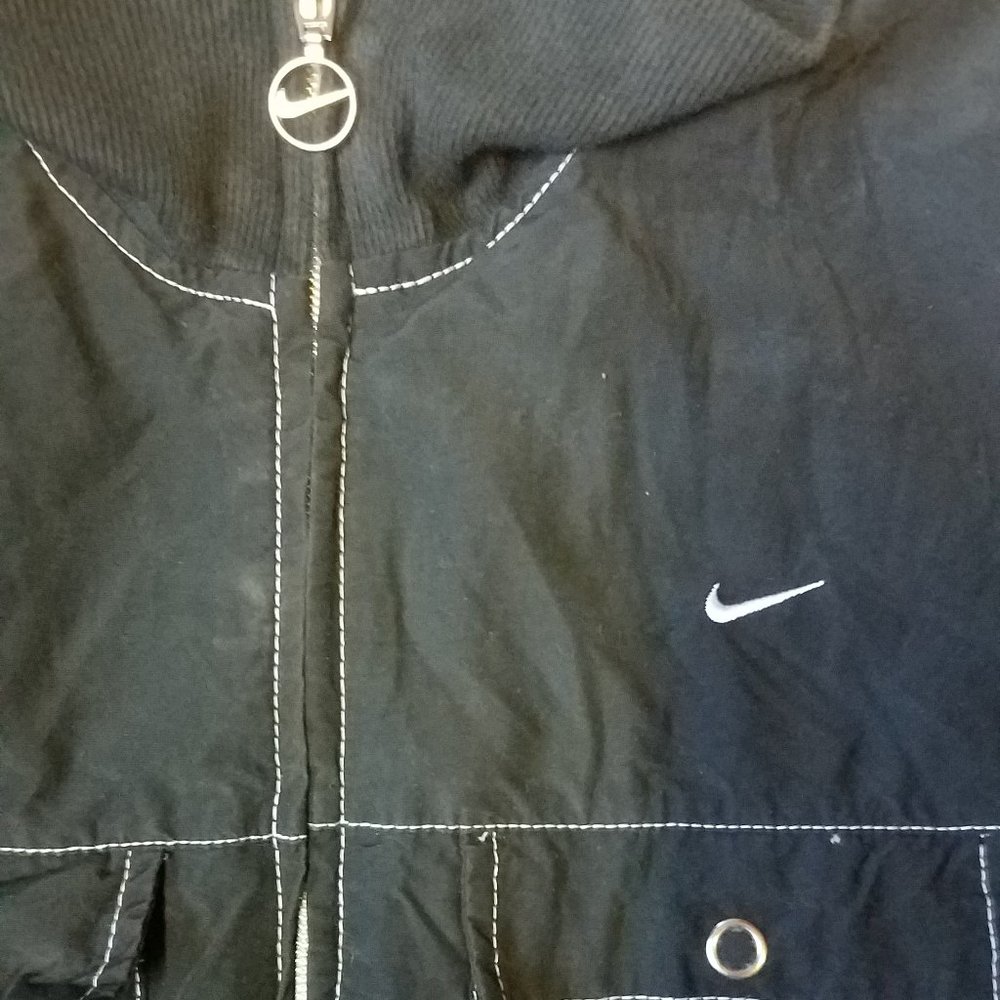 Boys Nike Jacket Size 12/14 - Picture 2 of 3